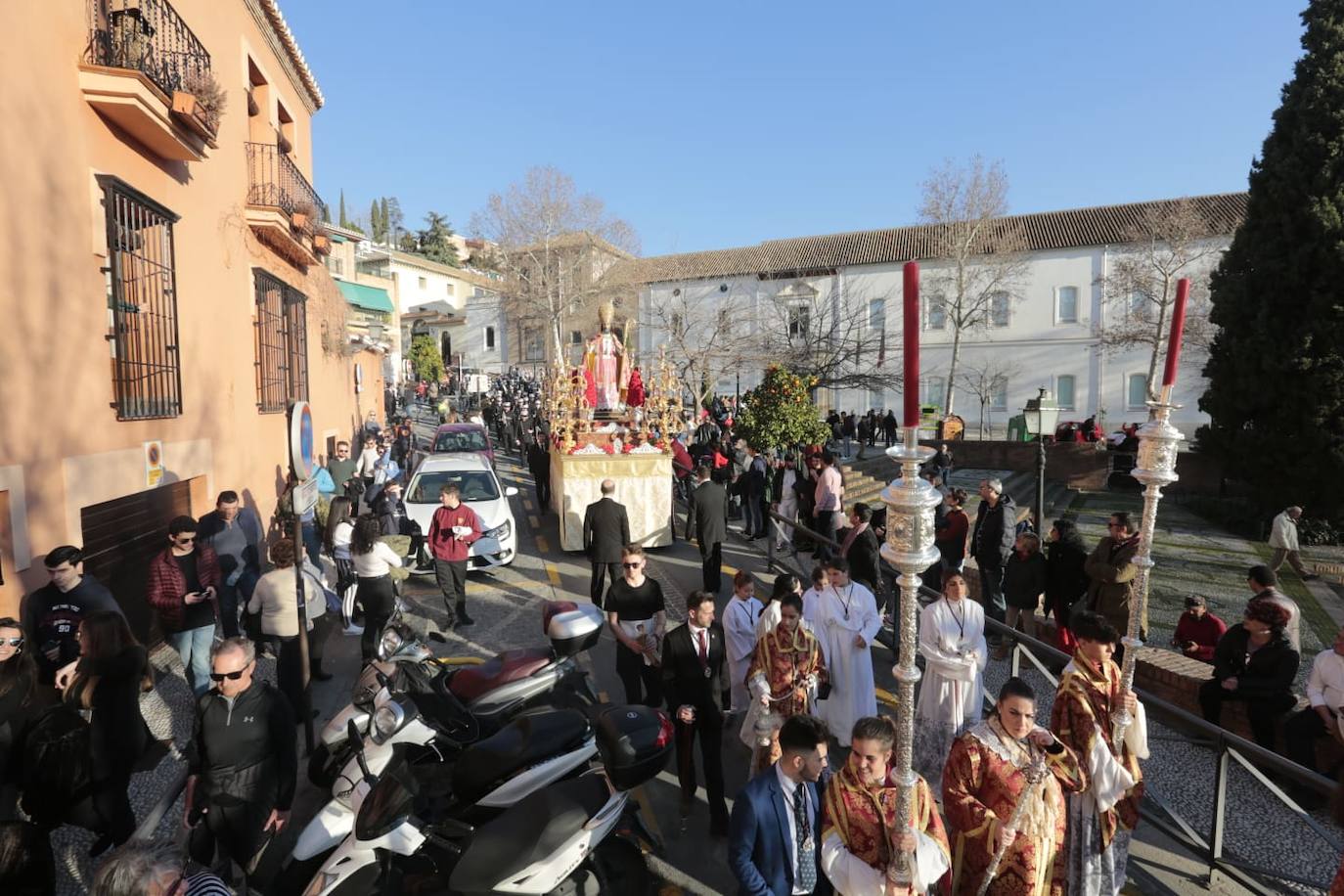 Los actos en honor al Patrón de Granada se desarrollan durante todo el fin de semana