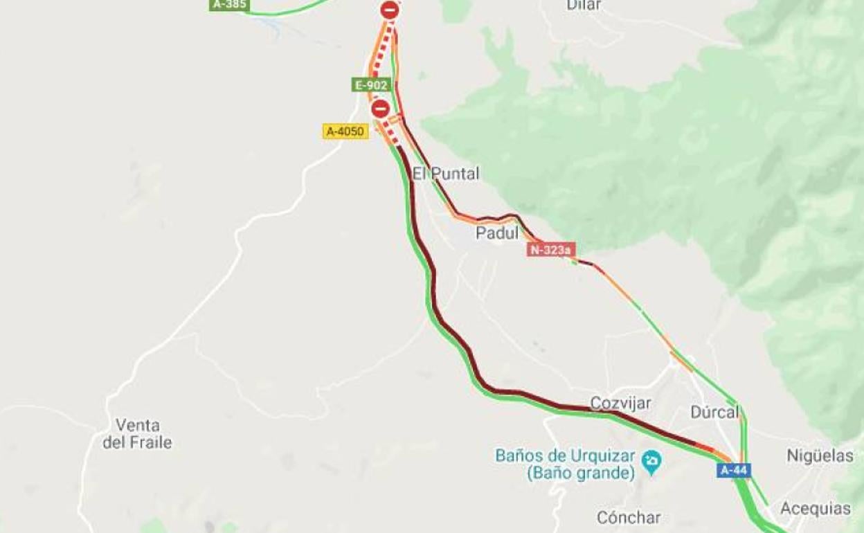 Tráfico en Granada | Dieciocho kilómetros de atasco en la A-44 para regresar de la Costa