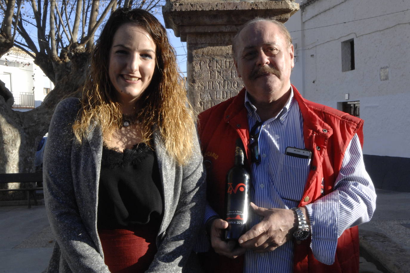 También hubo degustación del plato denominado 'atascaburras' elaborado con pimientos y tomates secos, bacalao y ajos asados, aceite y sal