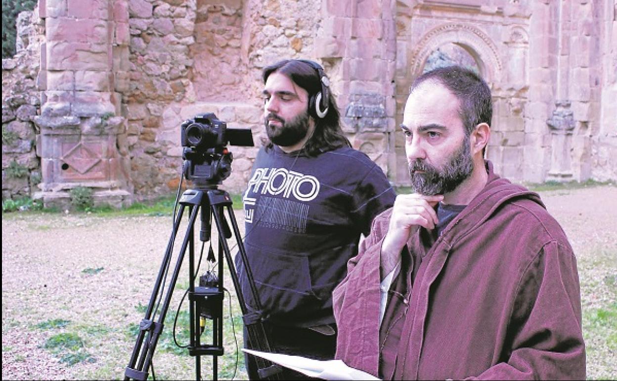 Ricardo López y Juangi Jara, en el rodaje de la película.