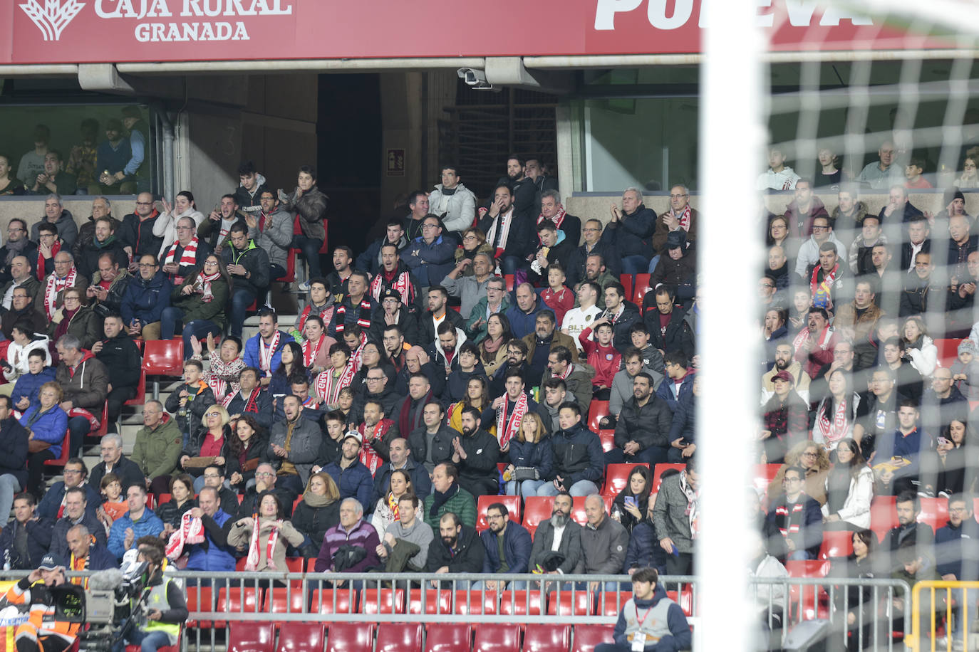 ¿Has estado en el partido entre Granada y Valencia? Aquí te puedes ver en tu localidad