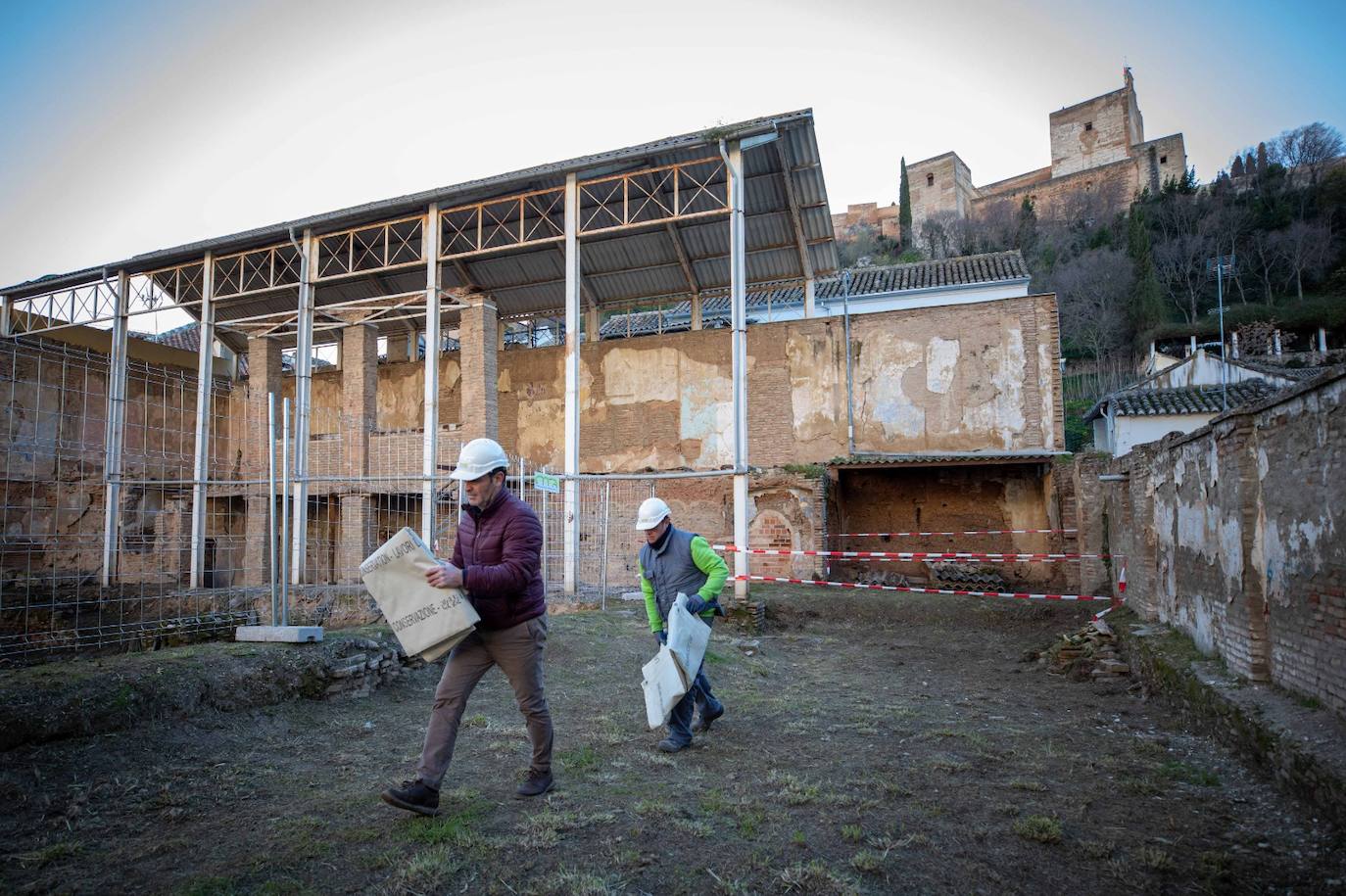 Su estratégico enclave, a los pies de la Alhambra, constituye un factor importante por las posibilidades que ofrece para completar y diversificar la oferta cultural y turística del área declarada Patrimonio Mundial por la Unesco