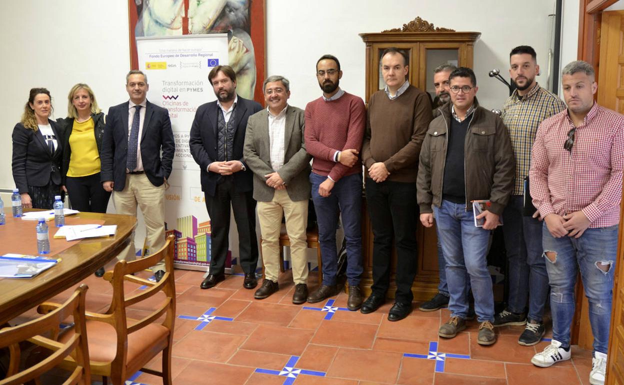 Participantes en la reunión. 