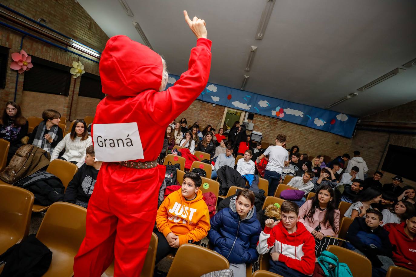 Fotos: Una madrugada de Oscar en el colegio CajaGranada