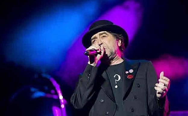 Última Hora | Joaquín Sabina, operado de urgencia por un derrame cerebral tras su caída