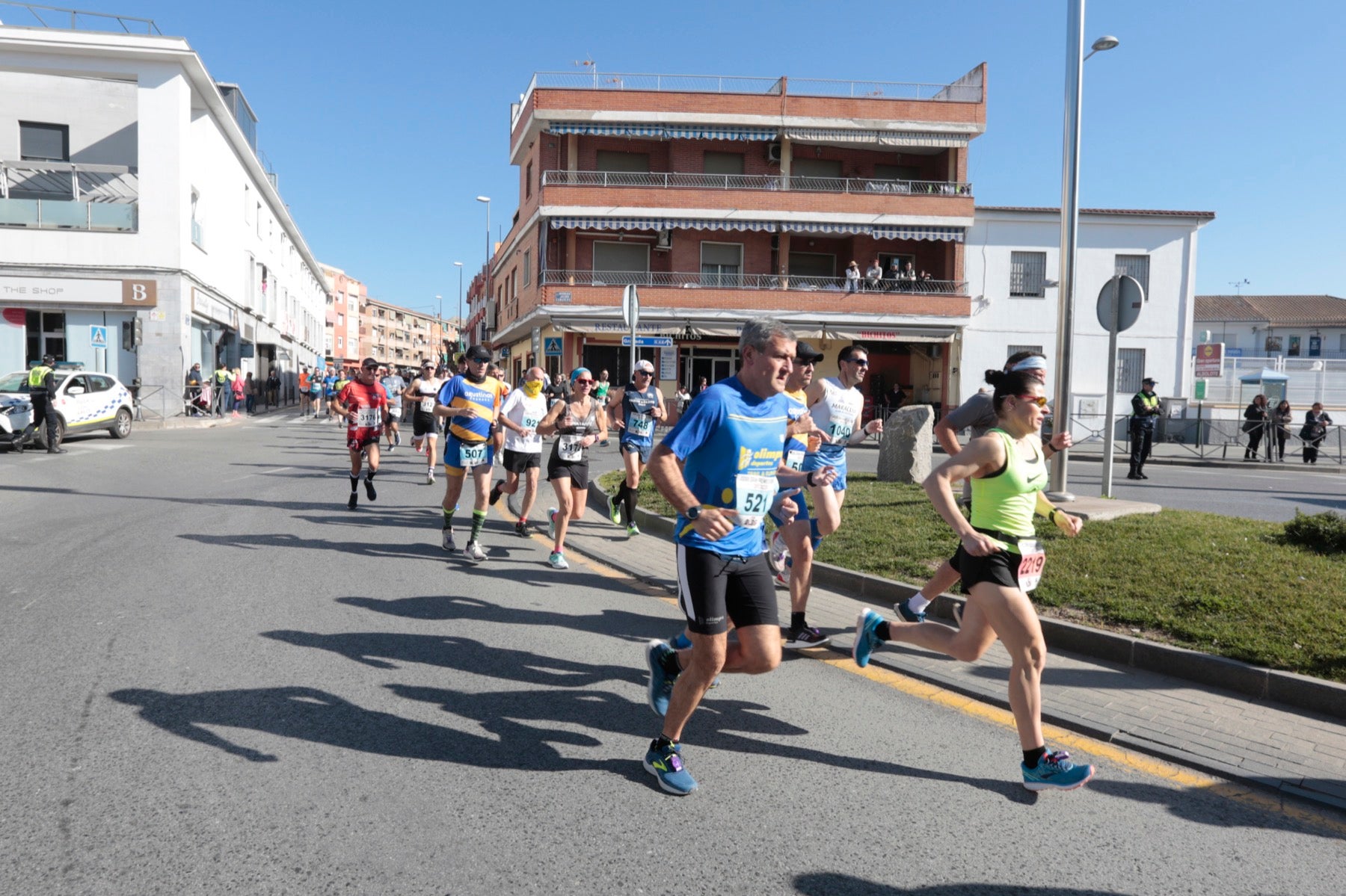 Manuel Santiago vuelve a imponerse en categoría masculina mientras que Zhor El Amrani vence con autoridad en categoría femenina
