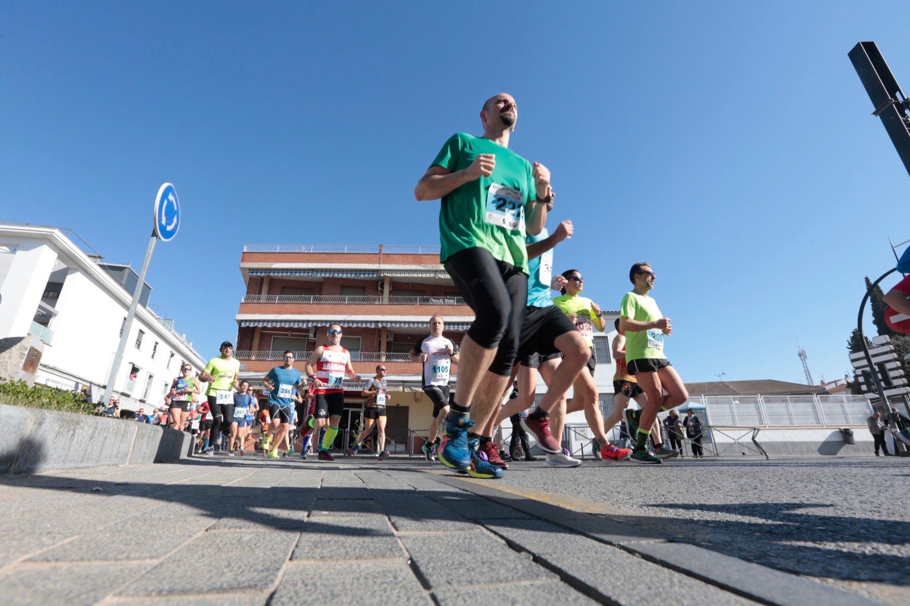 Manuel Santiago vuelve a imponerse en categoría masculina mientras que Zhor El Amrani vence con autoridad en categoría femenina