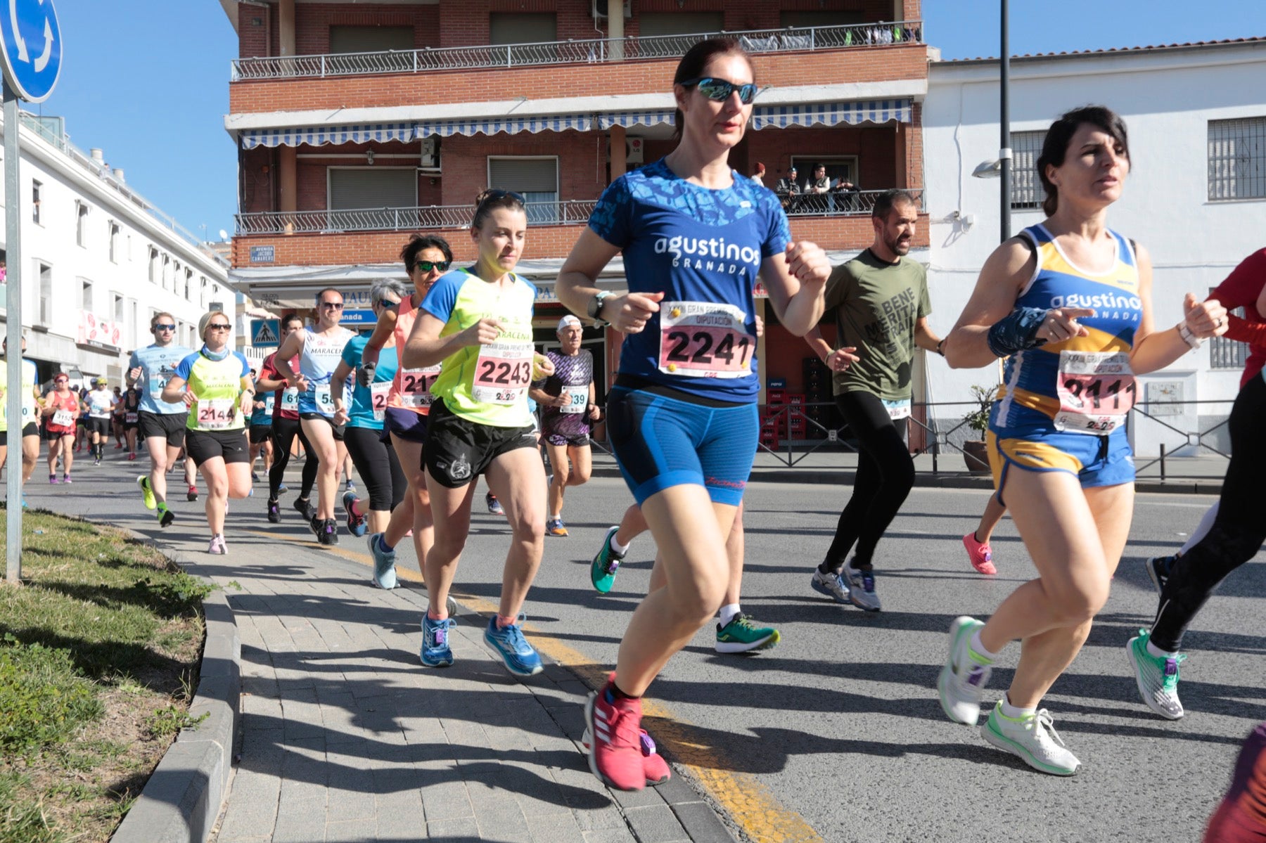 Manuel Santiago vuelve a imponerse en categoría masculina mientras que Zhor El Amrani vence con autoridad en categoría femenina