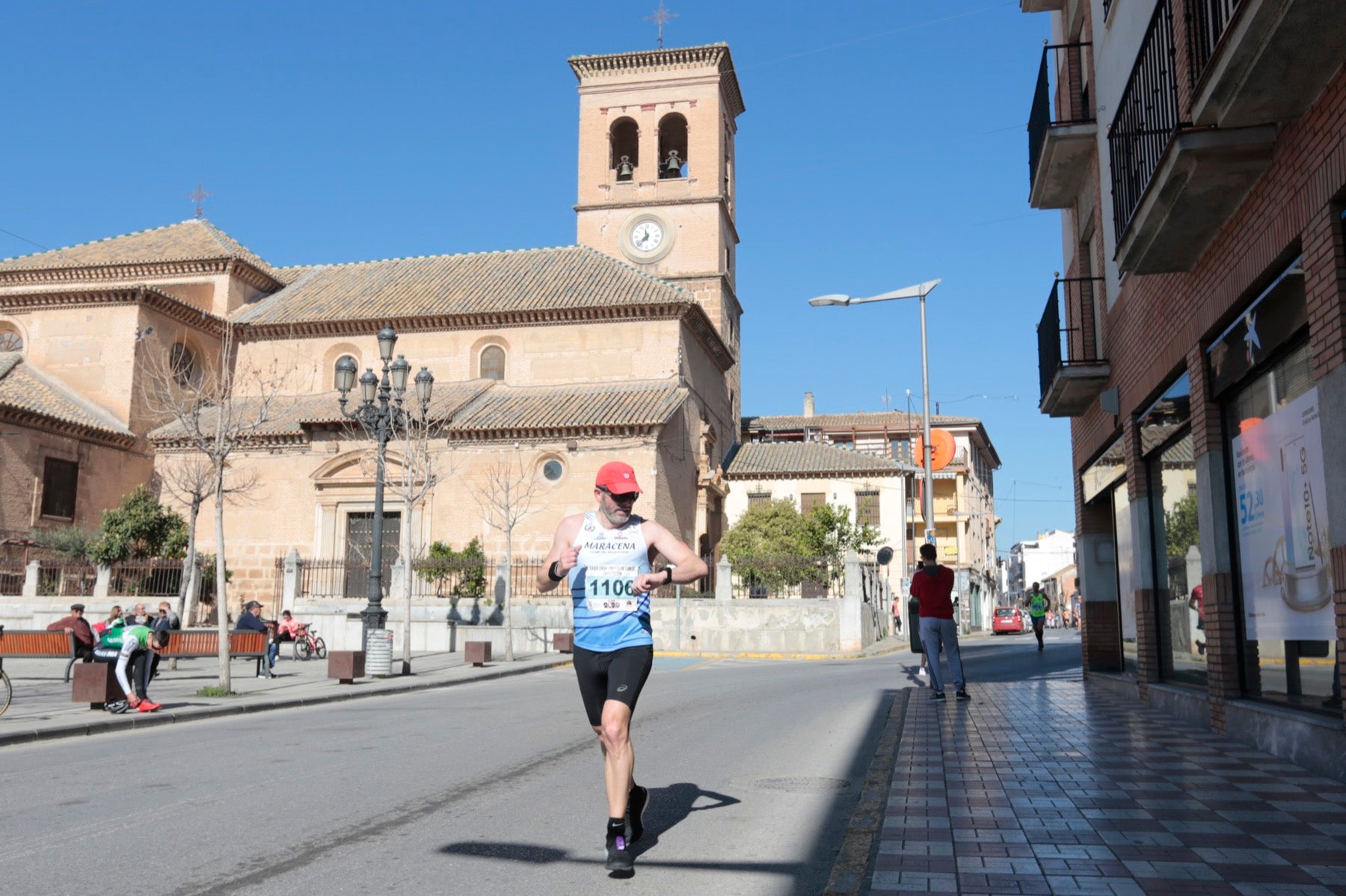 Manuel Santiago vuelve a imponerse en categoría masculina mientras que Zhor El Amrani vence con autoridad en categoría femenina