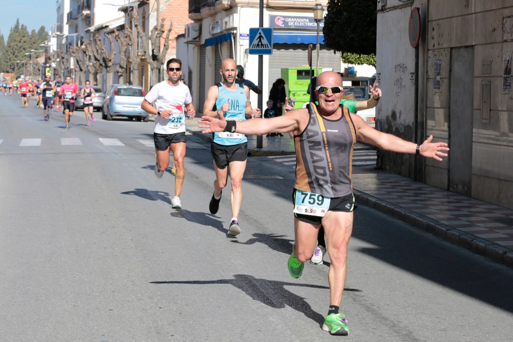 Manuel Santiago vuelve a imponerse en categoría masculina mientras que Zhor El Amrani vence con autoridad en categoría femenina