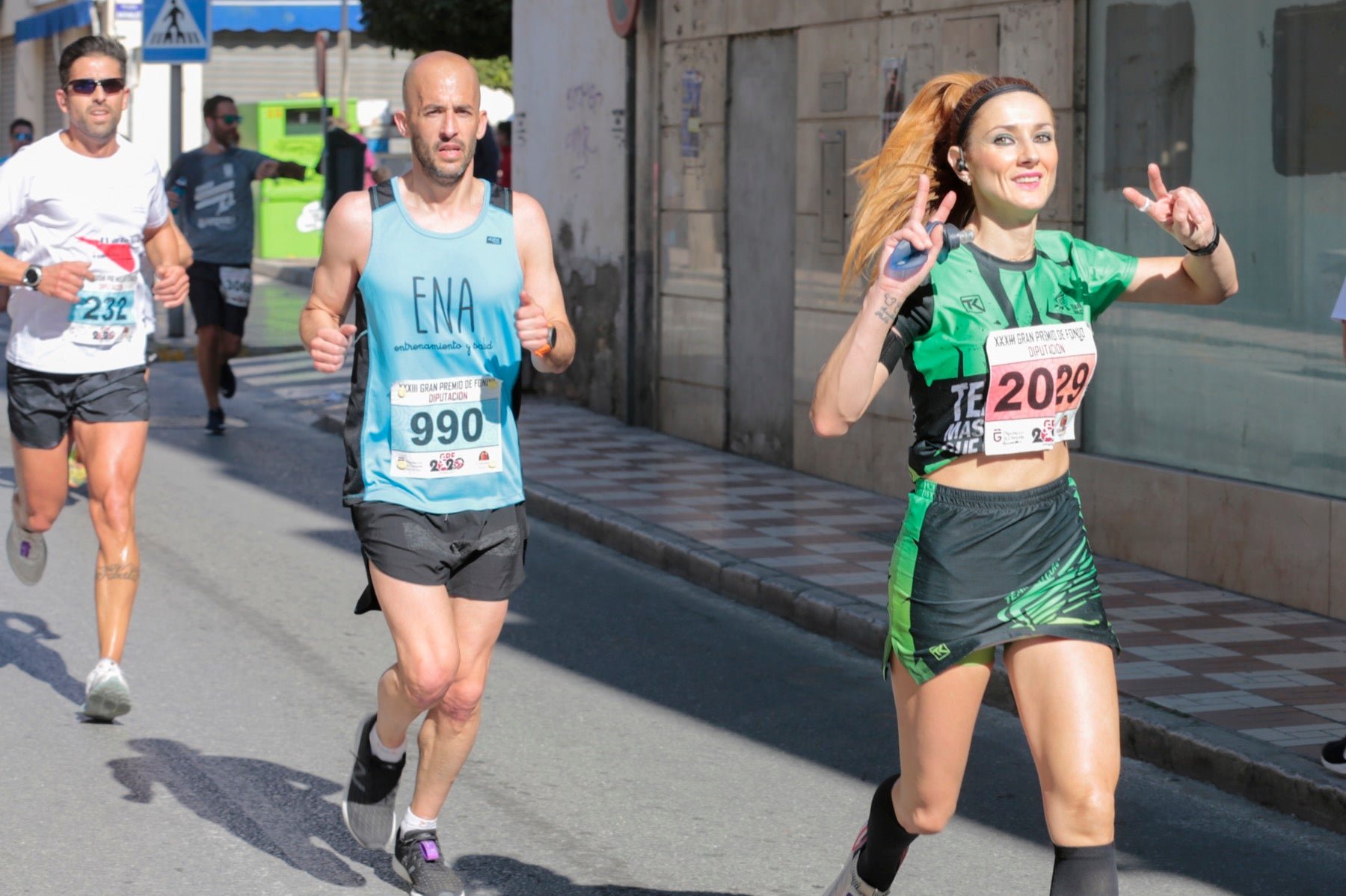 Manuel Santiago vuelve a imponerse en categoría masculina mientras que Zhor El Amrani vence con autoridad en categoría femenina