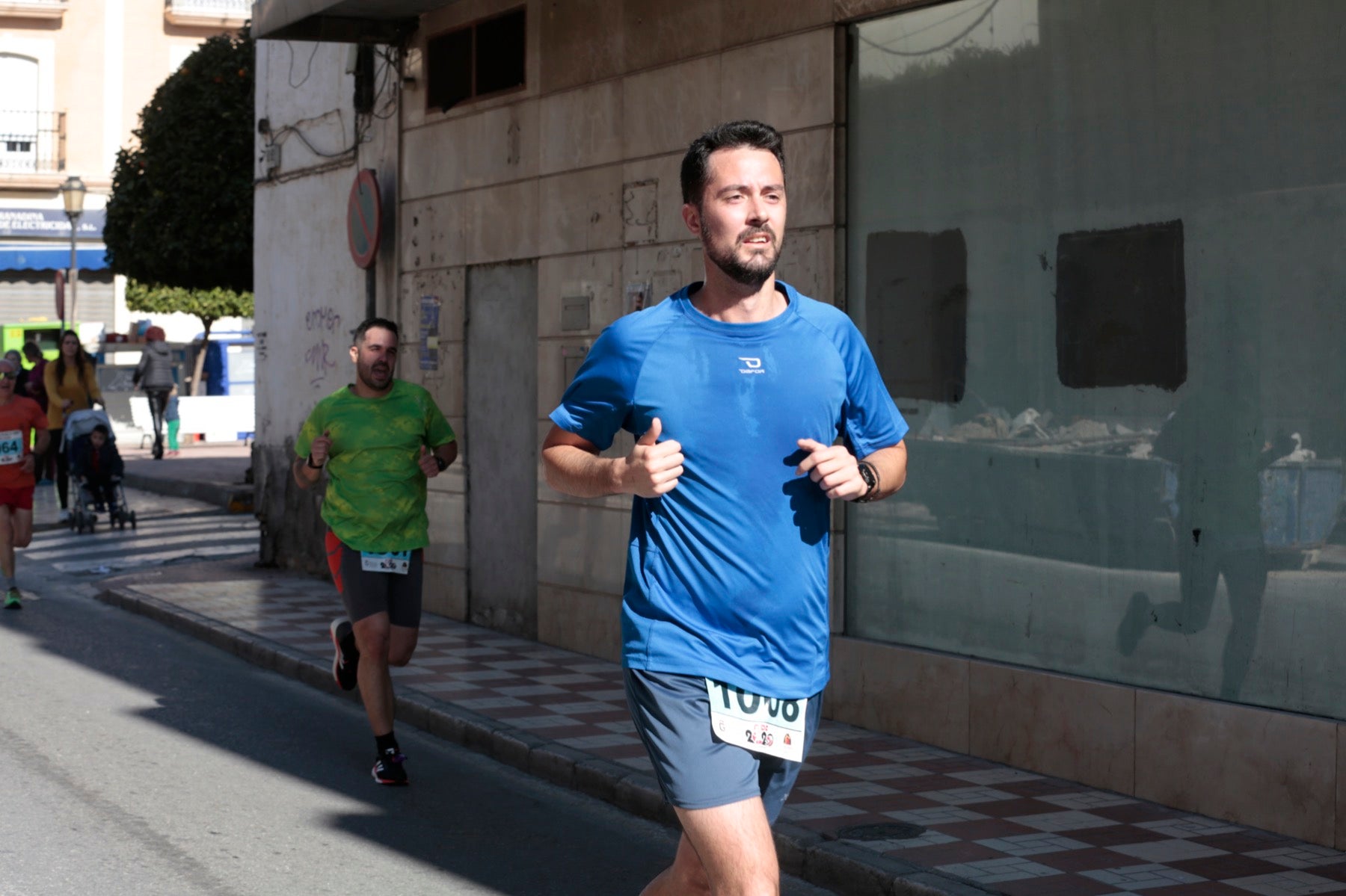 Manuel Santiago vuelve a imponerse en categoría masculina mientras que Zhor El Amrani vence con autoridad en categoría femenina