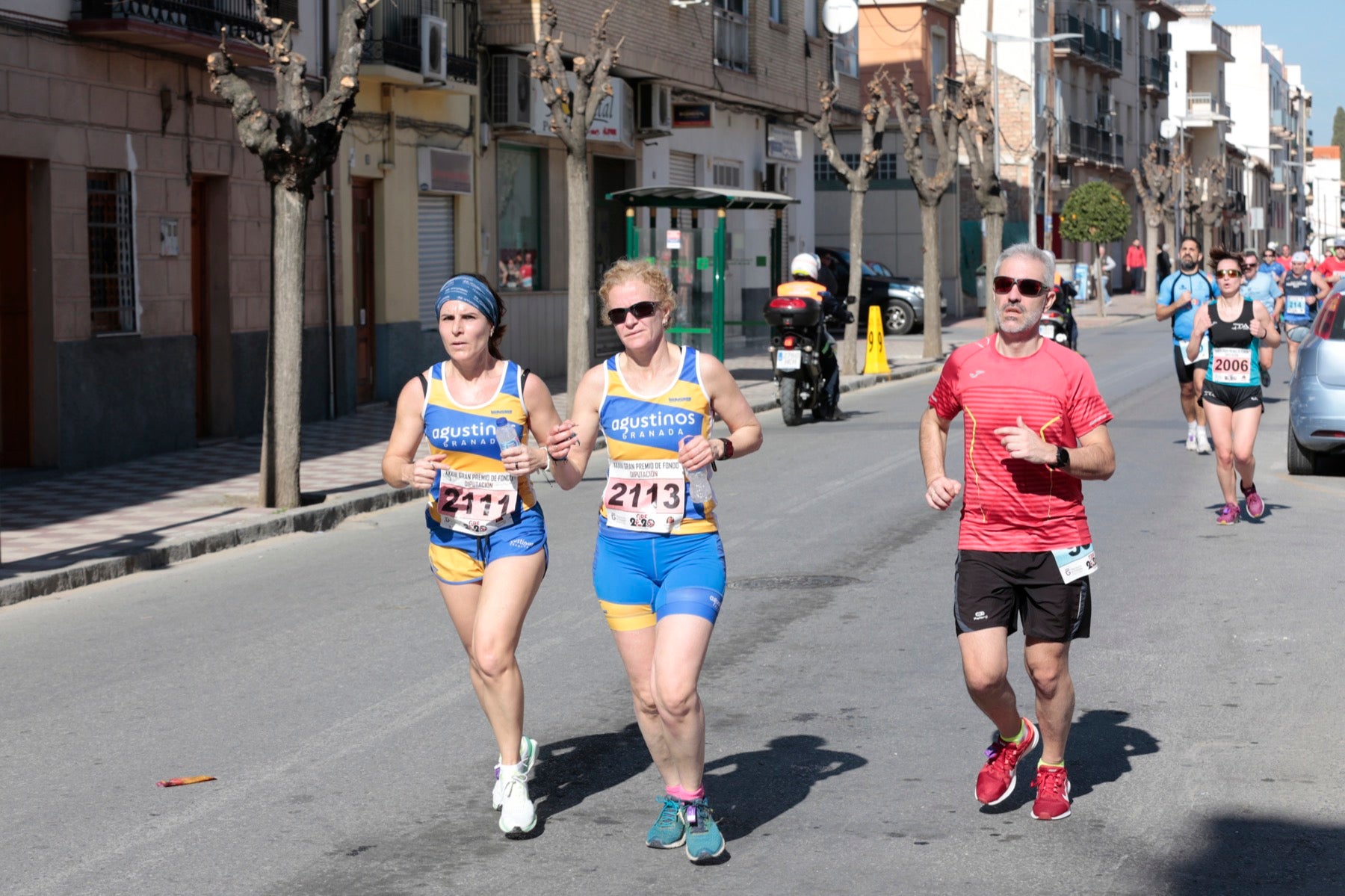 Manuel Santiago vuelve a imponerse en categoría masculina mientras que Zhor El Amrani vence con autoridad en categoría femenina