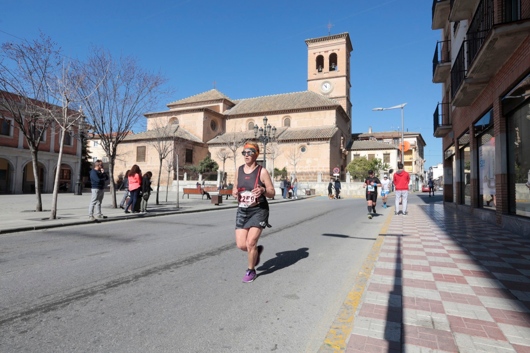 Manuel Santiago vuelve a imponerse en categoría masculina mientras que Zhor El Amrani vence con autoridad en categoría femenina