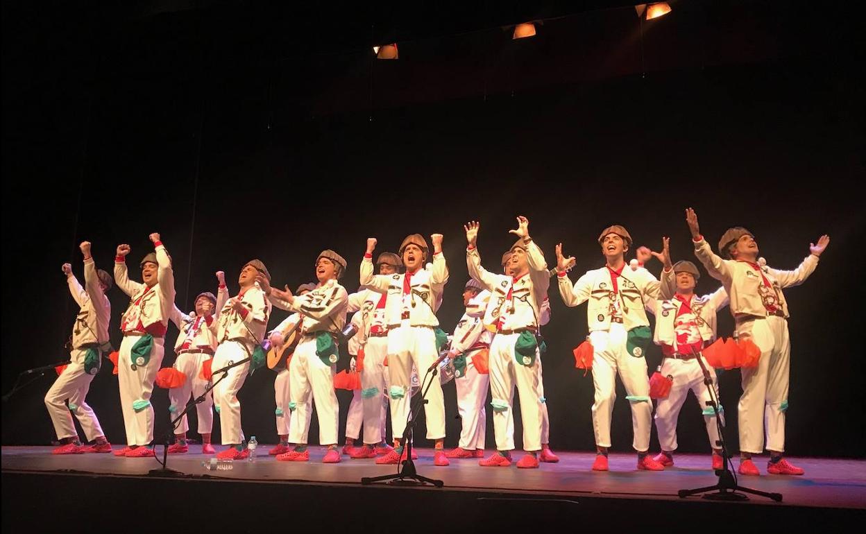 Actuación en el Teatro Infanta Leonor. 