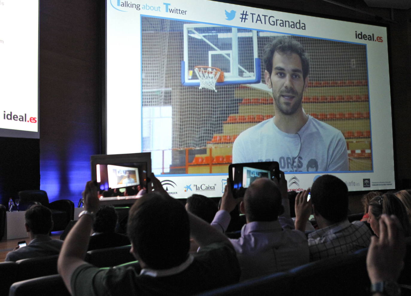 El jugador de baloncesto, base del Detroit Pistons, (NBA) y la selección española, José Manuel Calderón intervino en video conferencia.