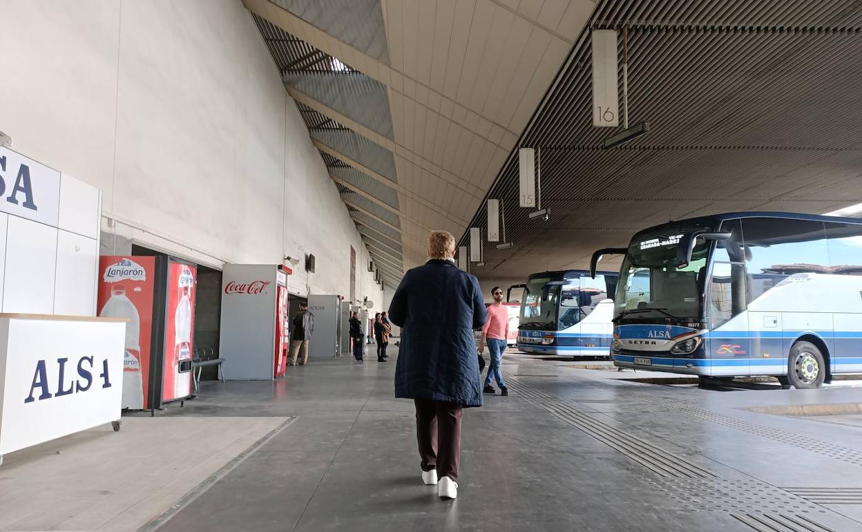 Ángeles ha pasado dos días y una noche en la estación. 