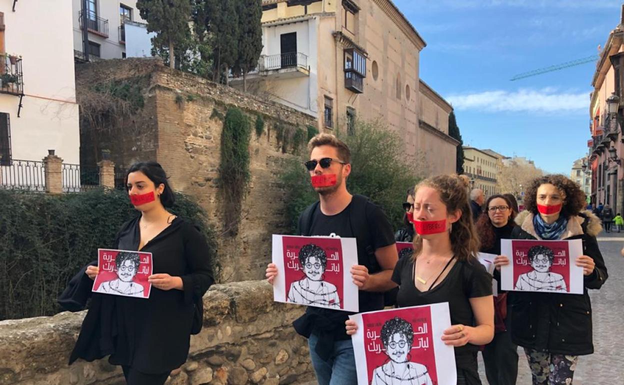 Mantienen en prisión al estudiante de Granada detenido en Egipto a principios de febrero