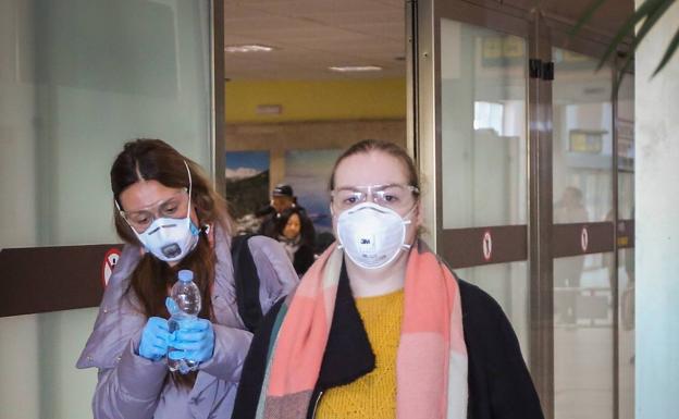 El hospital San Cecilio refuerza su plantilla por el coronavirus