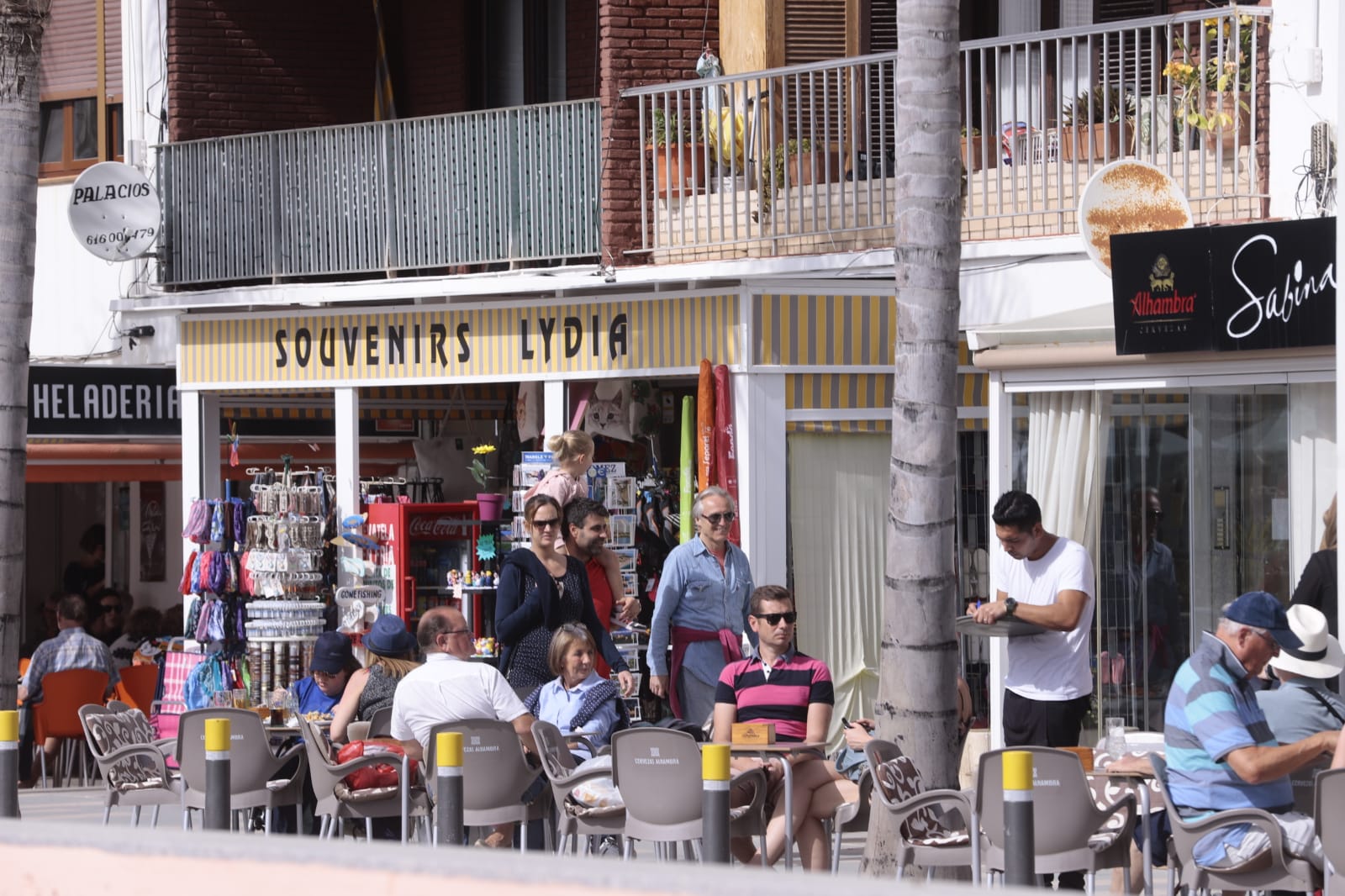 Buen ambiente en la Costa Tropical para el puente de Andalucía