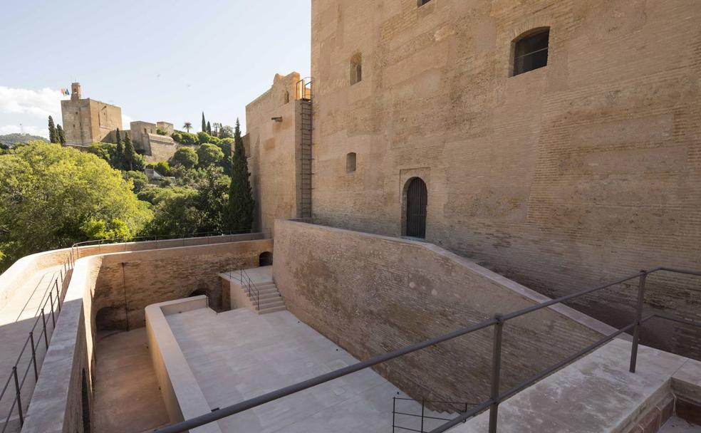 Torres Bermejas: los 'misterios' de una fortificación cerrada a cal y canto