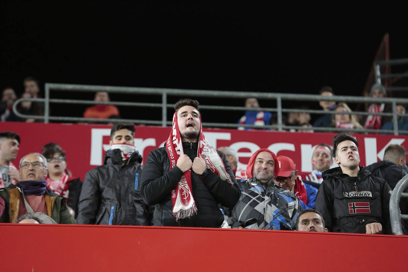 ¿Has ido a ver el duelo copero de este jueves? Aquí puedes bucarte en tu localidad en Los Cármenes