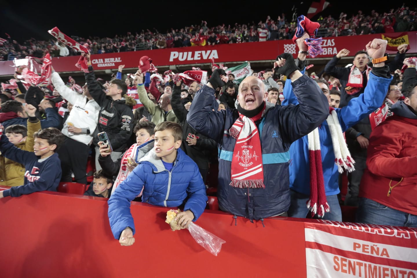 ¿Has ido a ver el duelo copero de este jueves? Aquí puedes bucarte en tu localidad en Los Cármenes