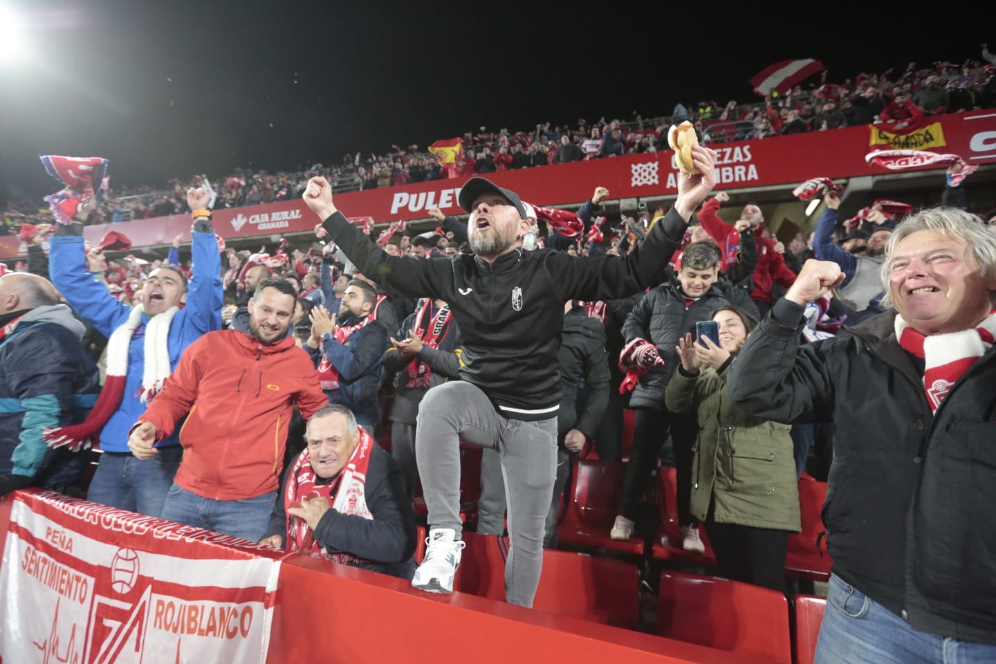 ¿Has ido a ver el duelo copero de este jueves? Aquí puedes bucarte en tu localidad en Los Cármenes