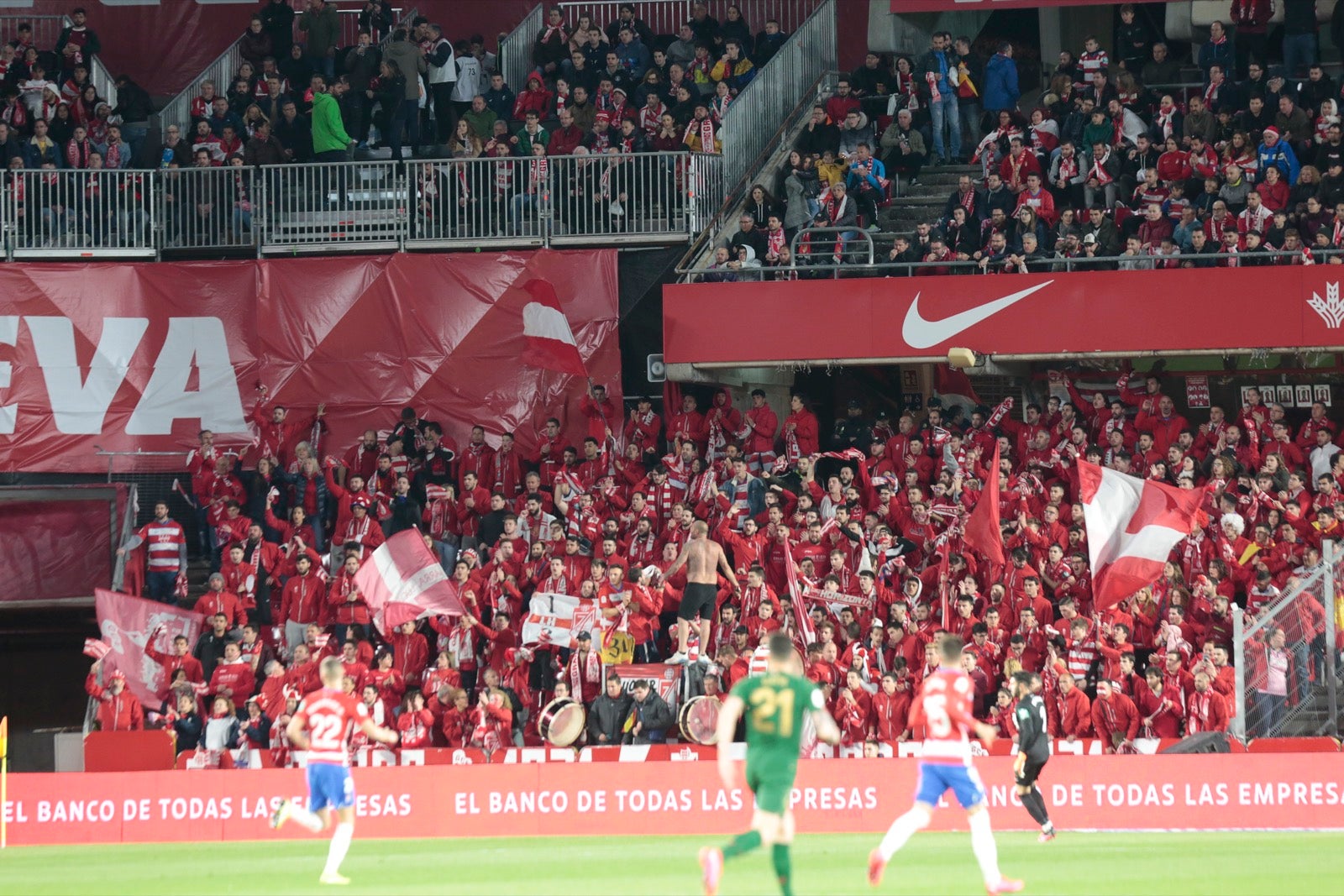 ¿Has ido a ver el duelo copero de este jueves? Aquí puedes bucarte en tu localidad en Los Cármenes