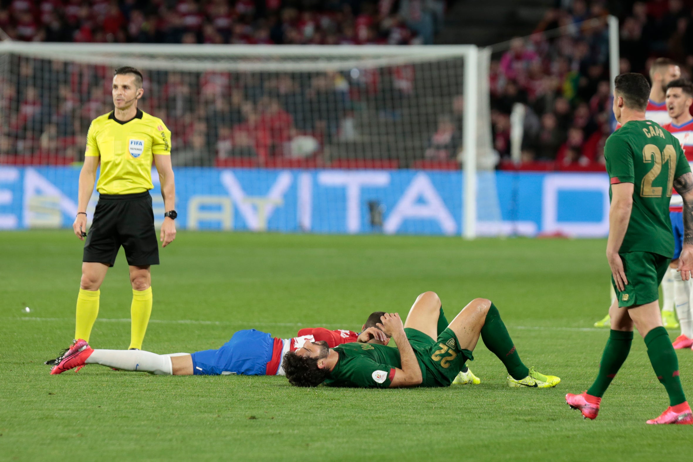 Las mejores imágenes de los momentos más destacados del duelo copero en Los Cármenes