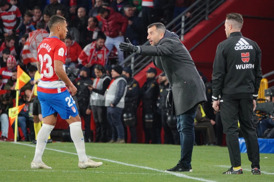 Las mejores imágenes de los momentos más destacados del duelo copero en Los Cármenes