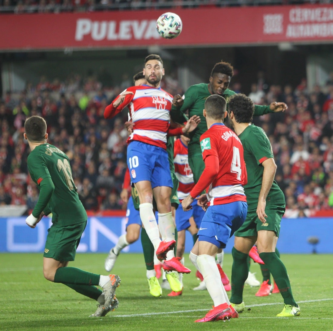 Las mejores imágenes de los momentos más destacados del duelo copero en Los Cármenes