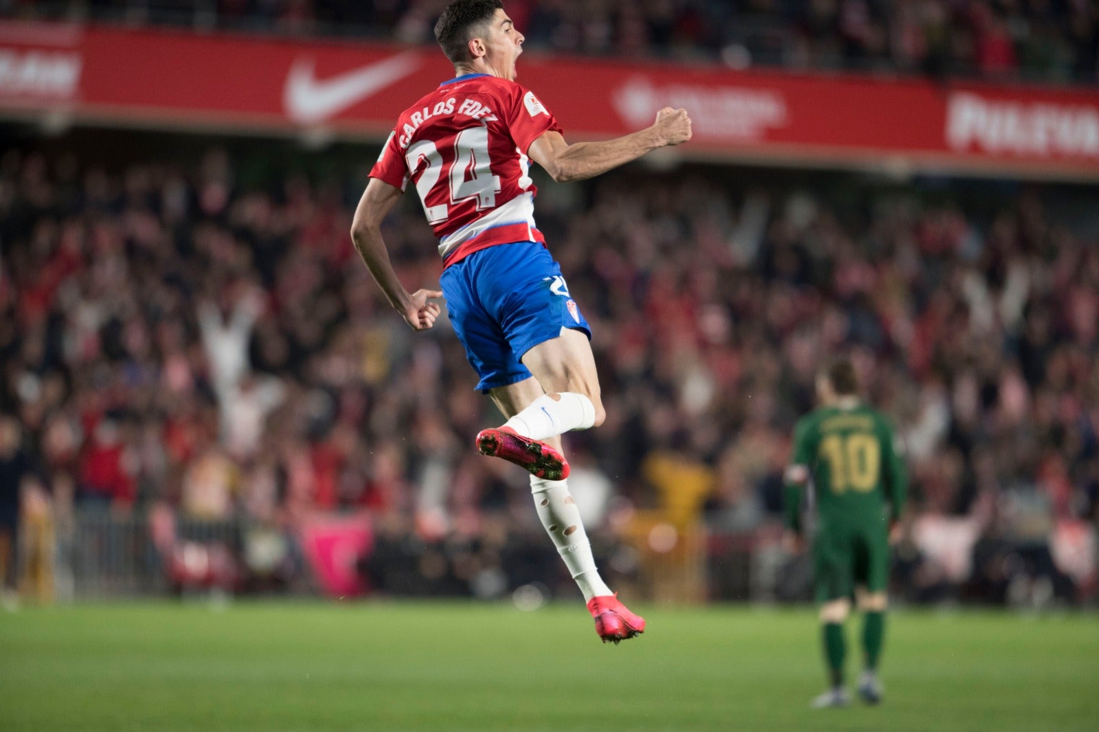 Las mejores imágenes de los momentos más destacados del duelo copero en Los Cármenes