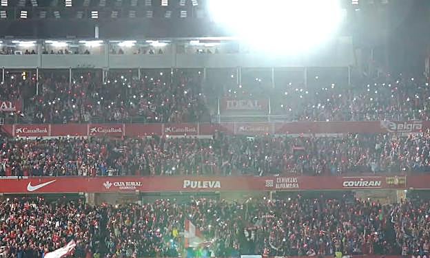 Así ha tronado el 'Bienvenidos' de Miguel Ríos en Los Cármenes