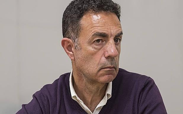 Miguel Lorente. Profesor de Medicina Legal, forense. Da clases en Universidad de Granada y acaba de ser premiado por el Observatorio contra la Violencia Doméstica y de Género.