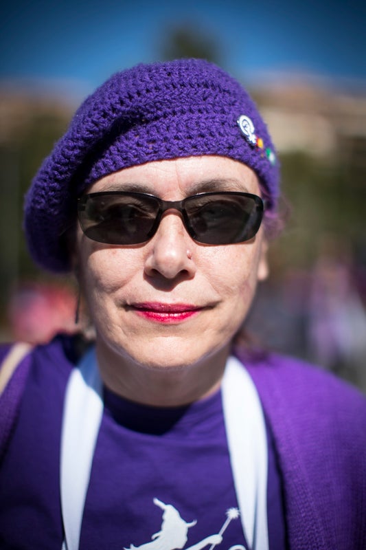 Repaso completo en imágenes a una marcha multitudinaria este Día de la Mujer en Granada