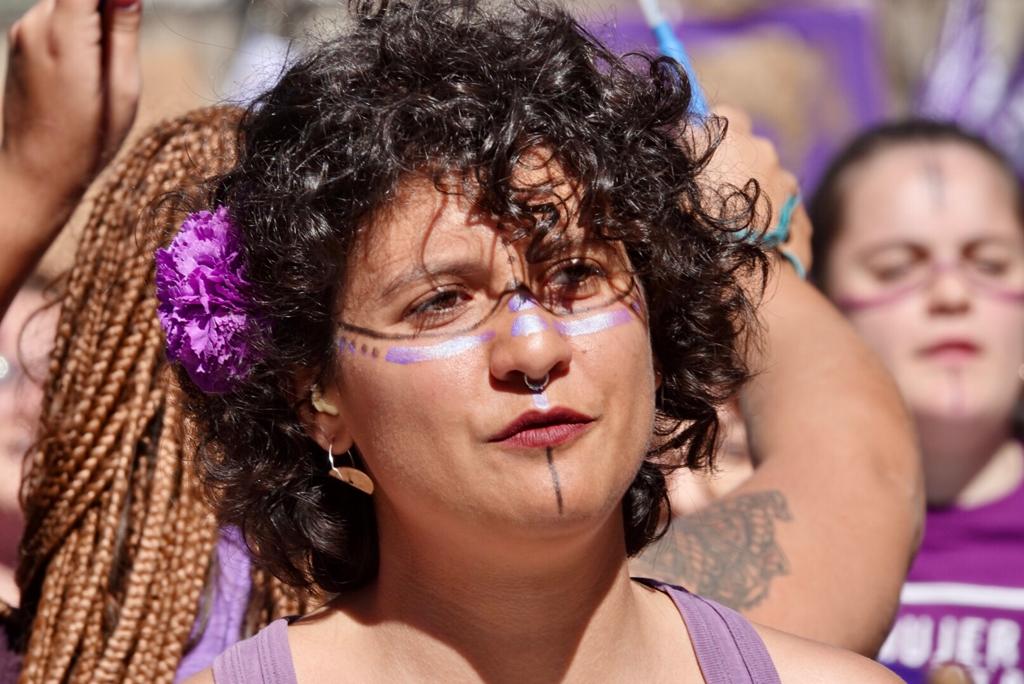 Repaso completo en imágenes a una marcha multitudinaria este Día de la Mujer en Granada