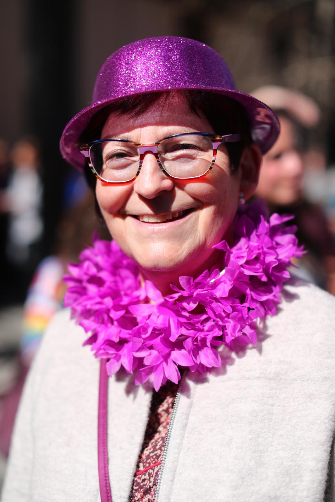 Repaso completo en imágenes a una marcha multitudinaria este Día de la Mujer en Granada