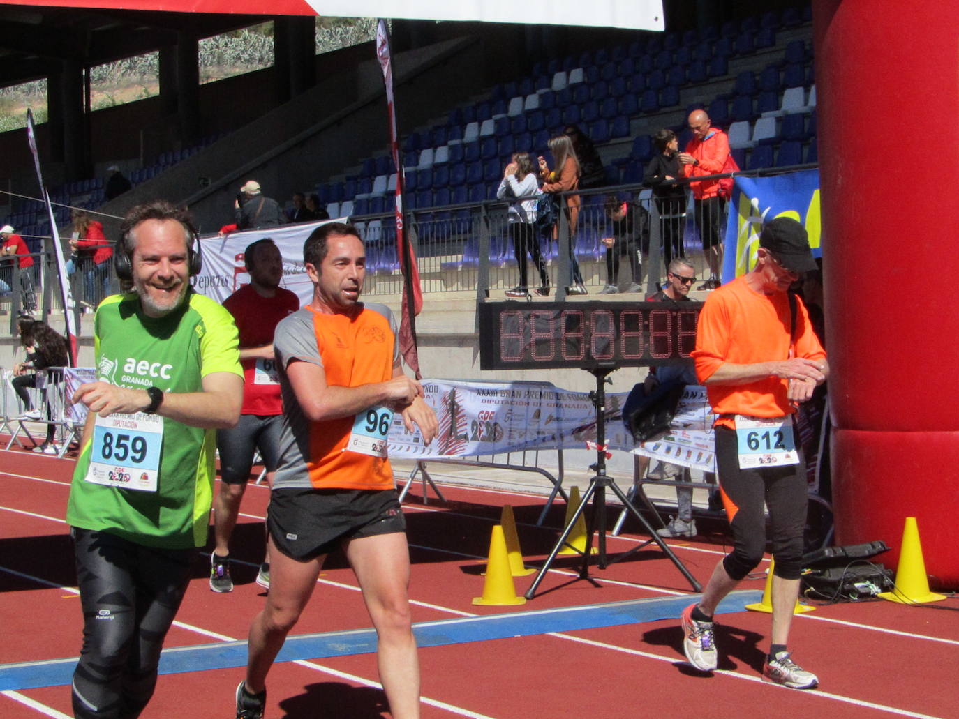 Fotos: Encuéntrate en la carrera de Loja del GP de Diputación (II)