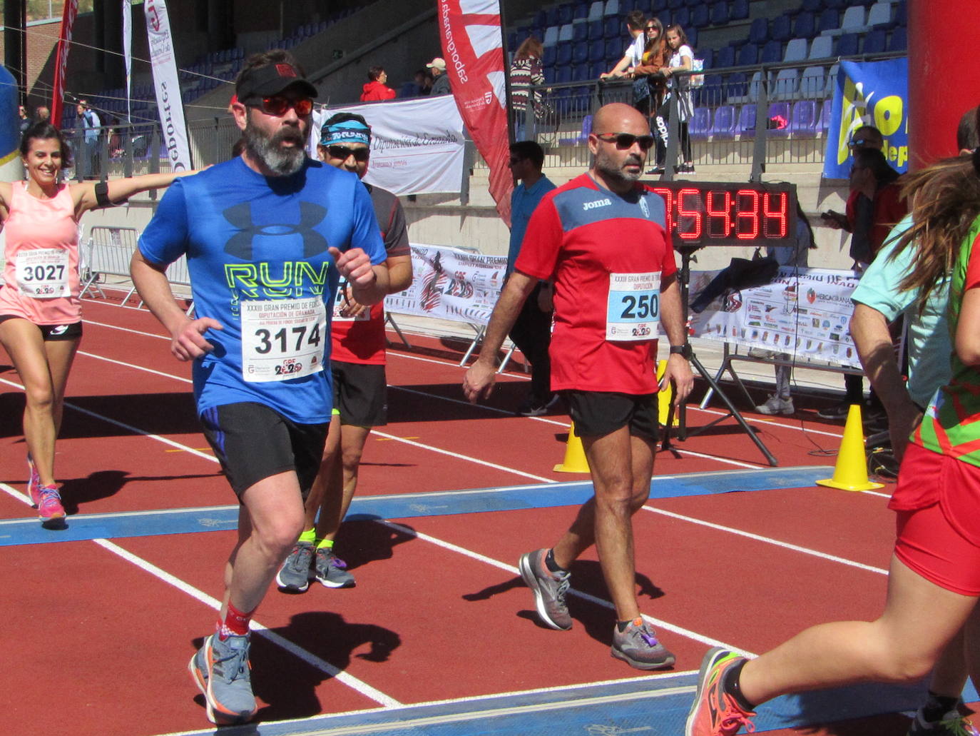 Fotos: Encuéntrate en la carrera de Loja del GP de Diputación (II)