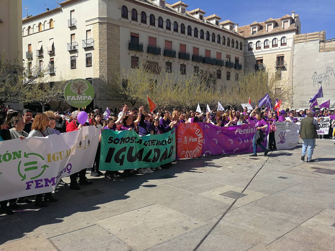 Domingo doblemente reivindicativo y festivo en Jaén