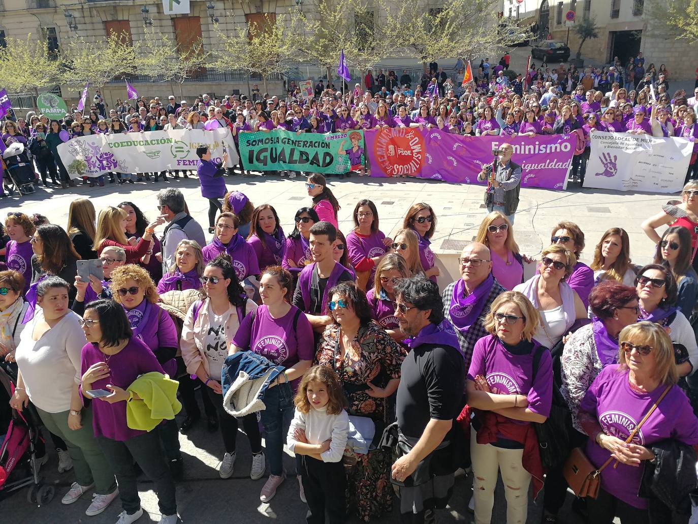Domingo doblemente reivindicativo y festivo en Jaén