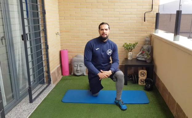 Entrenar en casa durante el estado de alarma por el coronavirus: 5 minutos para higine postural y técnica