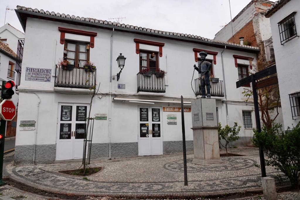 Siguen las imágenes de calles desiertas en la capital en pleno estado de alarma