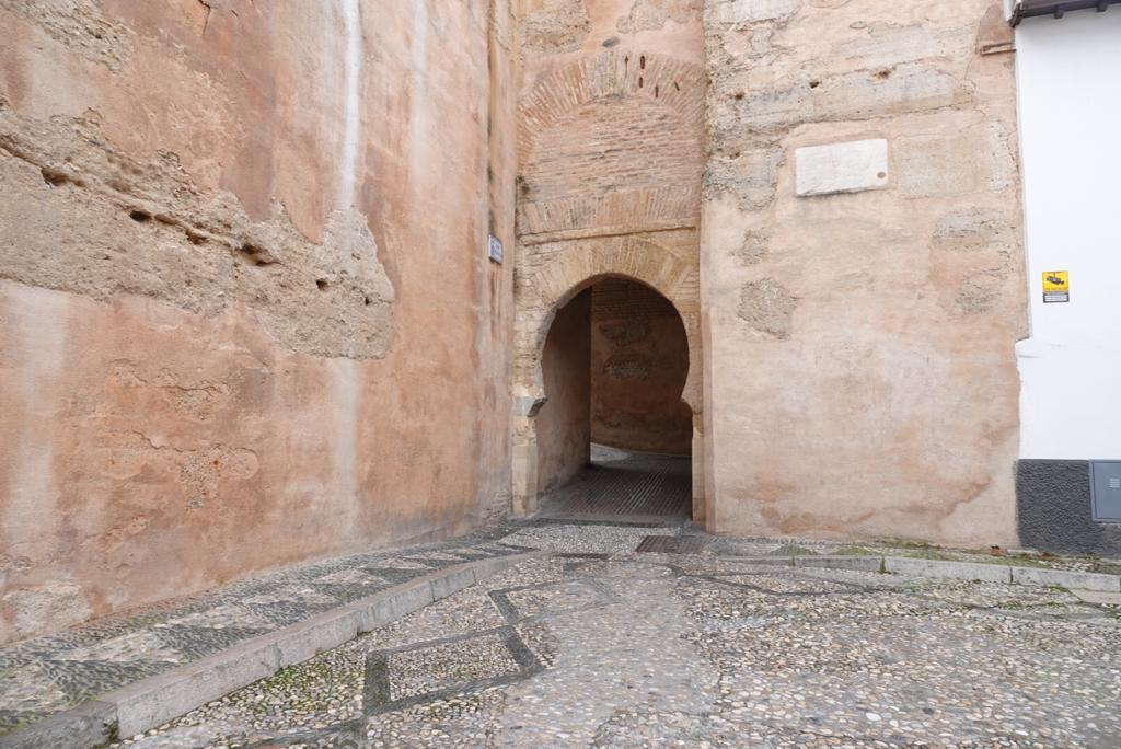 Siguen las imágenes de calles desiertas en la capital en pleno estado de alarma