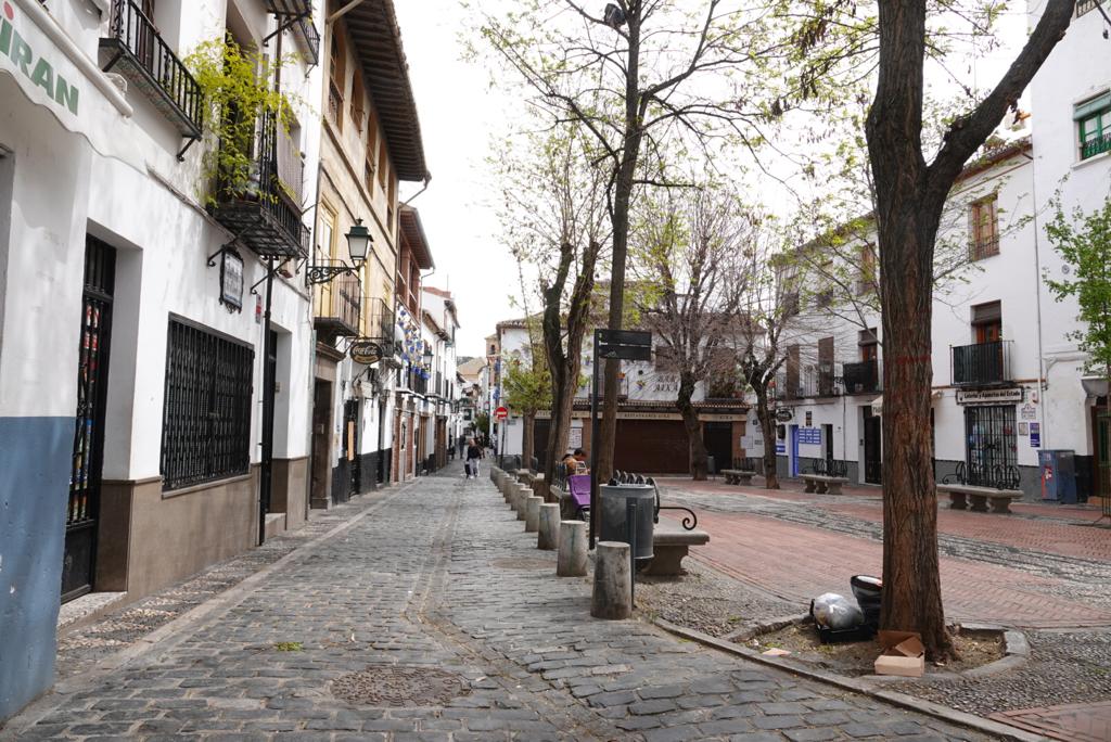 Siguen las imágenes de calles desiertas en la capital en pleno estado de alarma