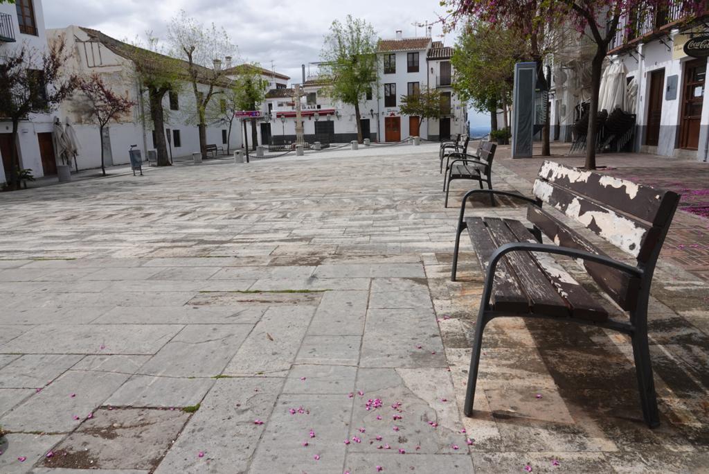 Siguen las imágenes de calles desiertas en la capital en pleno estado de alarma