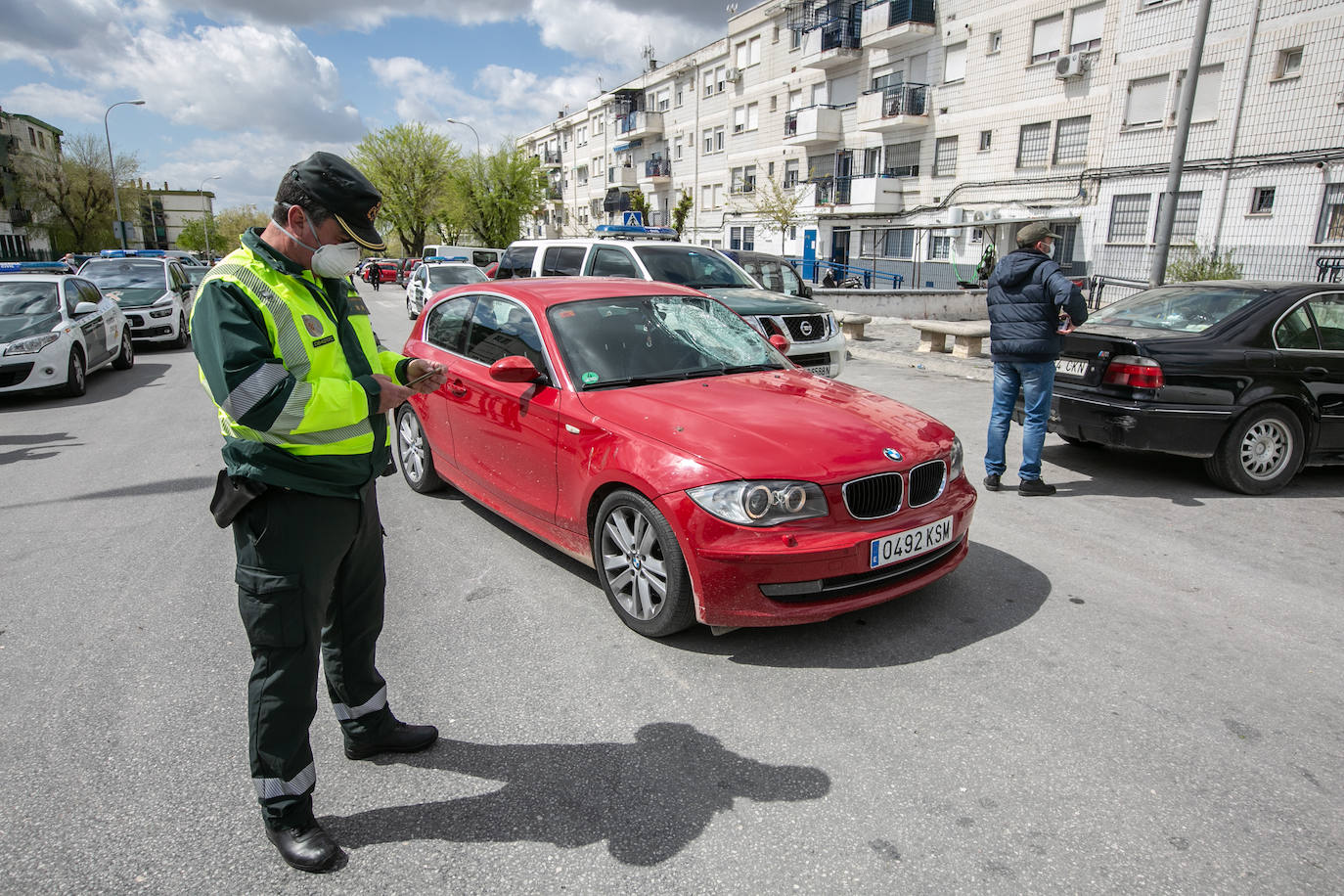 Tras atropellar a un guardia civil, el conocido delincuente huyó a Almanjáyar, donde fue detenido tras esconderse