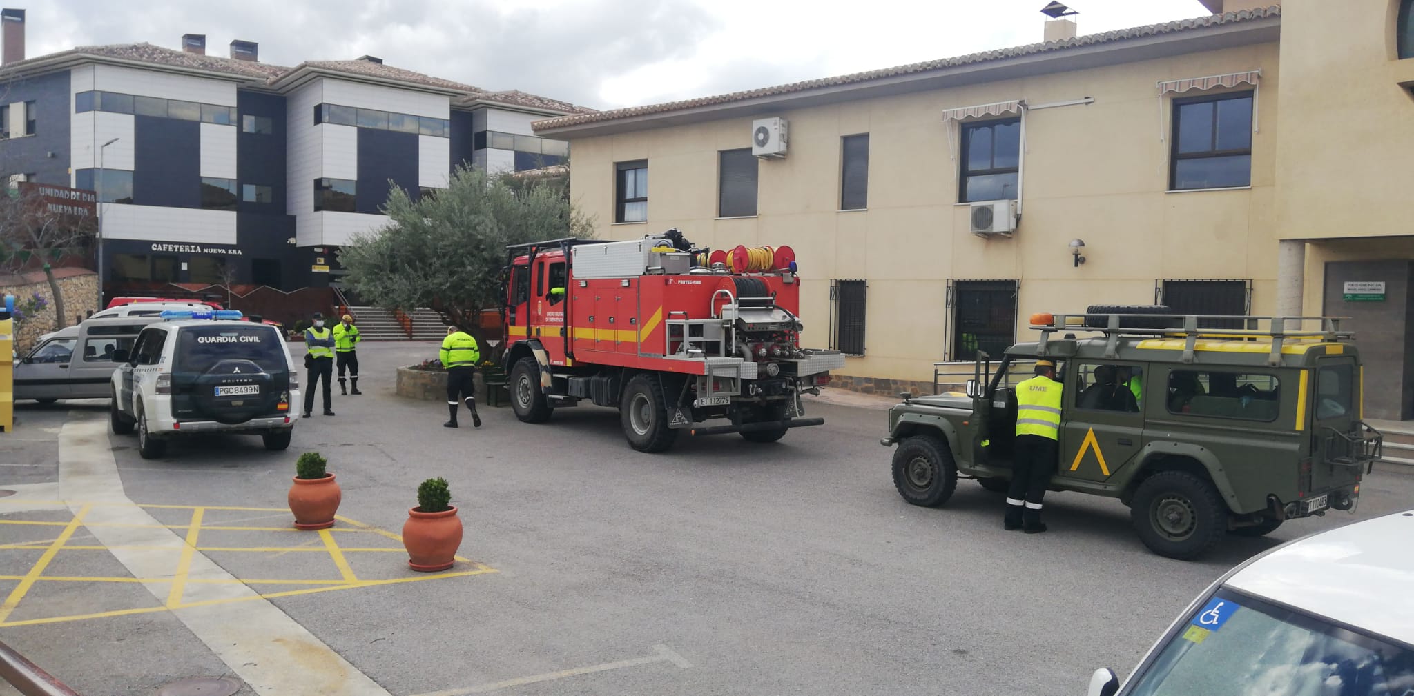 Agentes de la UME en Guadix