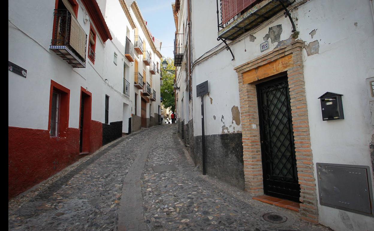 Cuesta Alhacaba, donde el acusado recogió a las dos jóvenes turistas extranjeras